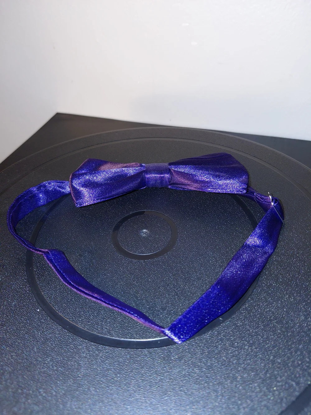 & Other Stories Men Shiny Purple Silk Bow Tie